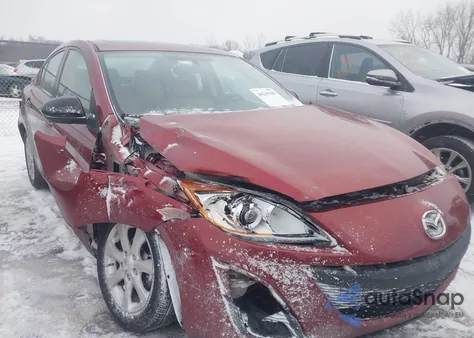 2011 Mazda Mazda3 I Touring z USA, uszkodzony, nr VIN JM1BL1VGXB1372633